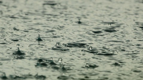 La energía de la lluvia convertida en electricidad